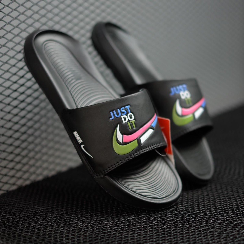Nike sandal victory one slide black multi 3D