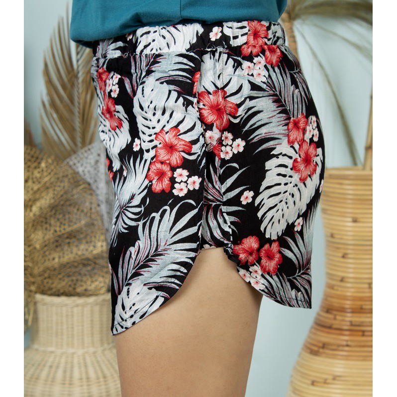 HIPNOP FLOWER Celana Pendek Wanita Muniko Hot Pants Rayon