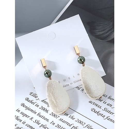 LRC Anting Tusuk Fashion White Pearl Geometric Ball Bead Stud Earrings Y63790