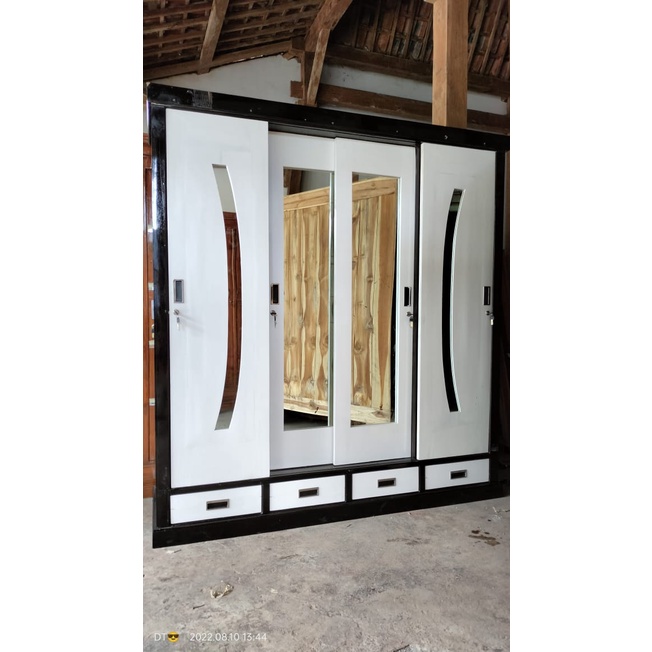 LEMARI PAKAIAN - LEMARI BAJU - LEMARI KAYU JATI 4 PINTU SLEDDING