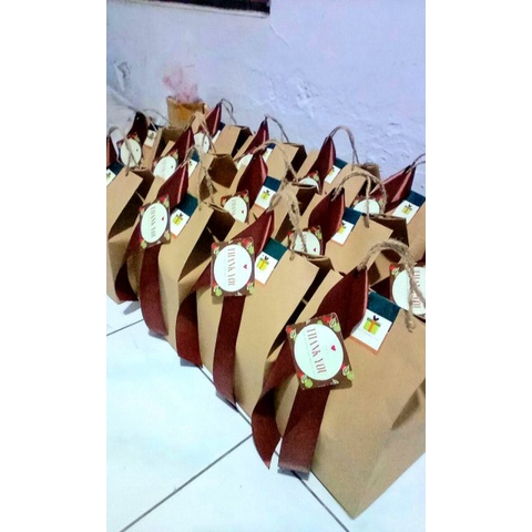 

paperbag coklat premium / kantong kertas coklat (18×18×20)