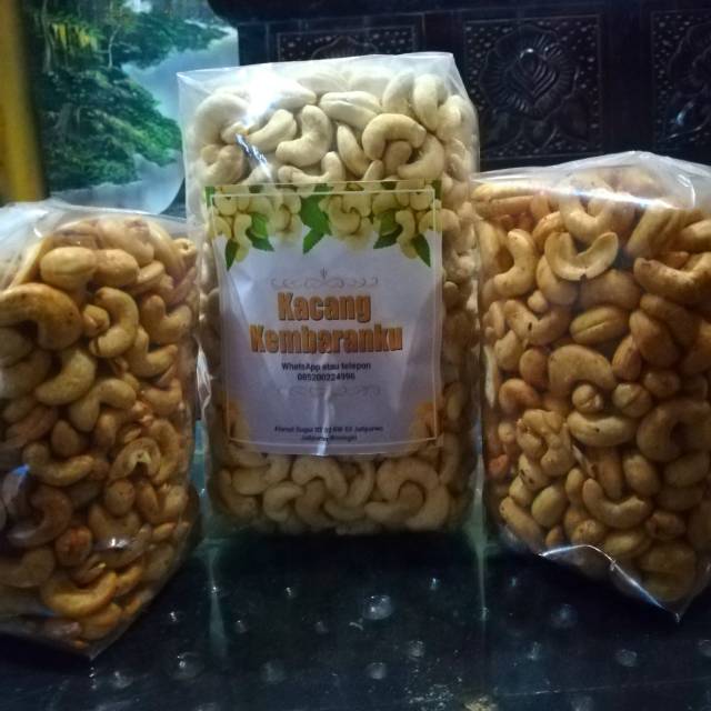 

Kacang mete / mede / mente khas Wonogiri oleh-oleh khas Wonogiri