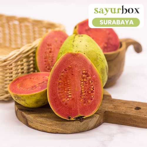 

Jambu Biji Merah Conventional 500 gram (Sayurbox) - SURABAYA