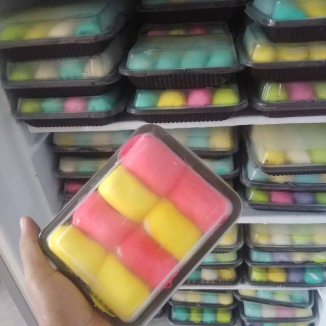 

Pancake durian isi 8