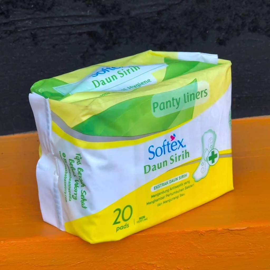 Bisa COD Softex Panty Liners Daun Sirih 20 Pads/Sheet Pembalut Wanita Ekstrak Daun Sirih