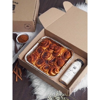 

Paket Hampers Palm Sugar Rolls & Regal Latte