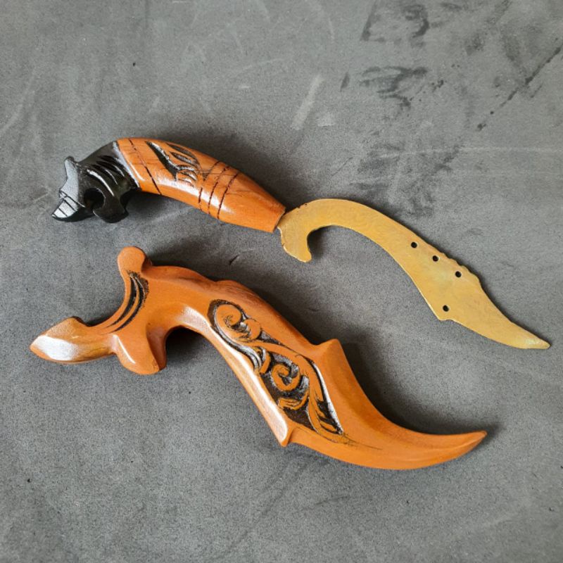 kujang kuningan ukir macan kecil unik terbaru