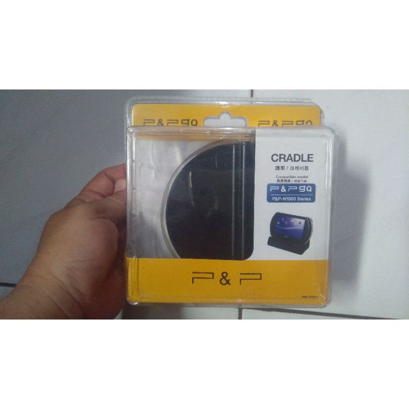 CRADLE PSP GO / DESKTOP CHARGER PSP GO / DOCK CHARGER PSP GO