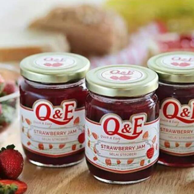 

Selai Strawberry Q&E Special Potongan Buah Didalamnya; Packing Aman Bubble Wrap