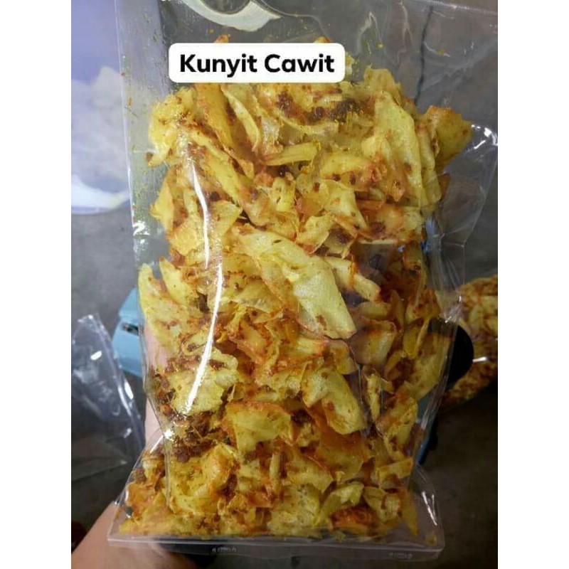 

Kerupuk ubi parut kunyit cabe rawit dan pedas asin & Vegetarian pedas manis, kunyit, pedas khas selatpanjang