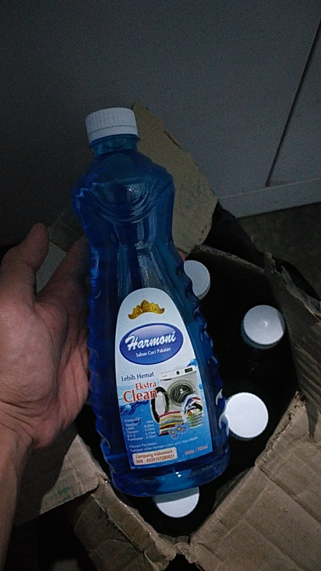 Sabun Harmoni Cuci Baju Dan Pakaian, Dengan Kandungan Pembersih Tinggi Efektif Menghilangkan Noda