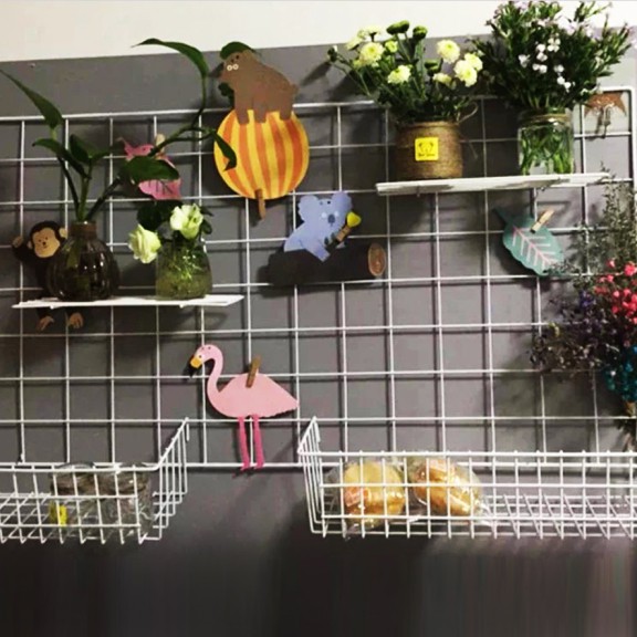 murah RAGA PUTIH rak besi gantungan wall grid mesh sepatu murah RAGA PUTIH rak besi gantungan wall grid mesh sepatu