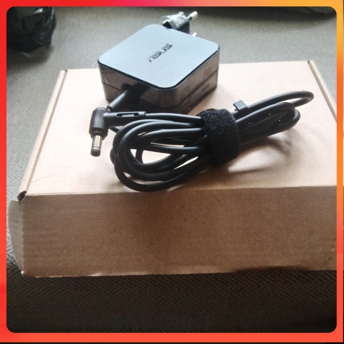 Adaptor cahrger laptop Asus 19v 2.37A