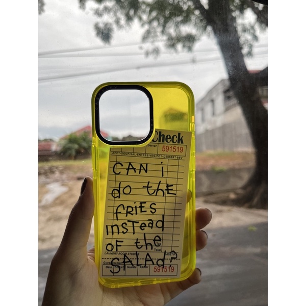 Castify iPhone 13 Pro Kuning