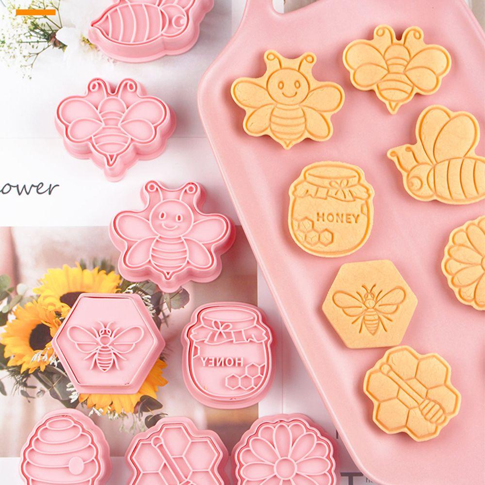 SOLIGHTER 8pcs/set Home Decoration Biscuit Mold 3D Cake Baking Tools Cookie Cutter Honey DIY Kitchen Supplies Cartoon Press Bee Theme