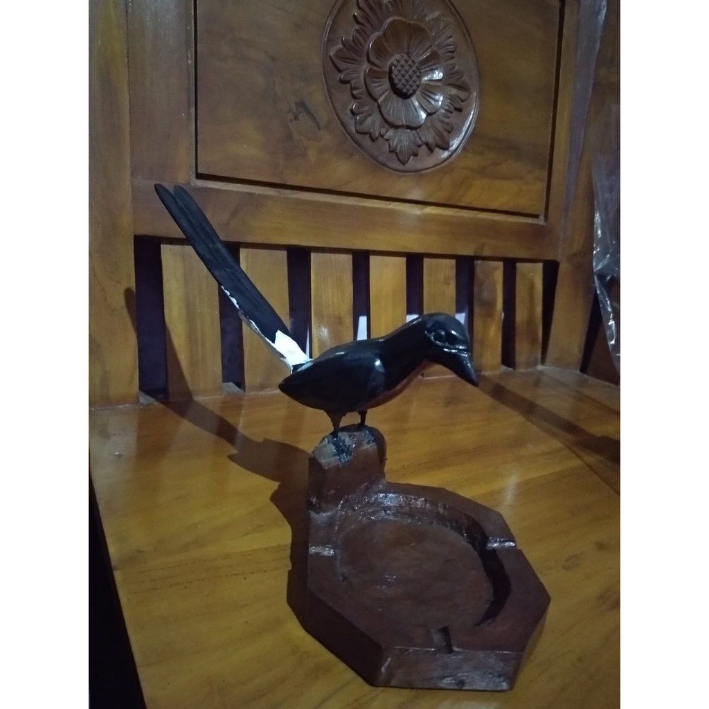 ASBAK DARI KAYU JATI VARIASI BURUNG