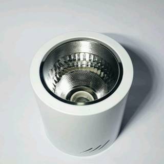 Downlight outbow 4in 3 in warna hitam putih silver Downlight outbow 4in 3 in warna hitam putih silver