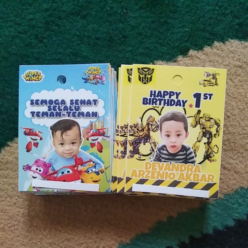 

Hang Tag Souvenir + Tali Tag