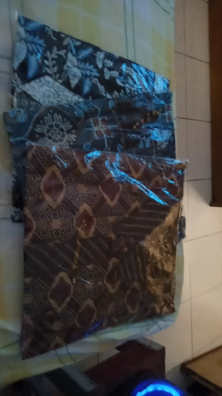 Kemeja Batik Motif Cr-mix