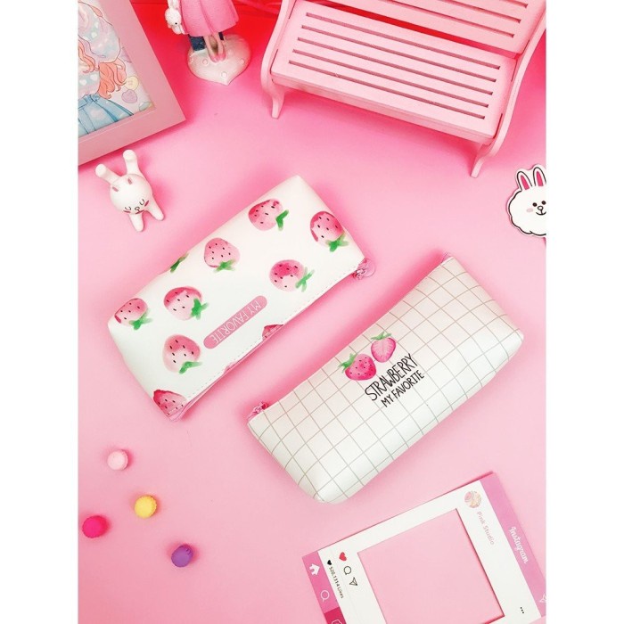 

OFFICE & STATIONERY ALAT TULIS TEMPAT PENSIL STRAWBERRY MY FAVORITE HR2404