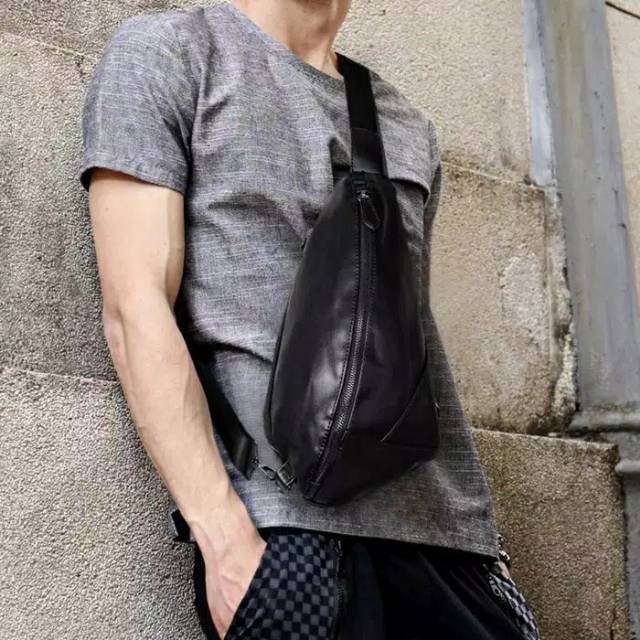 Tas selempang pria kulit import sling bag chest bag