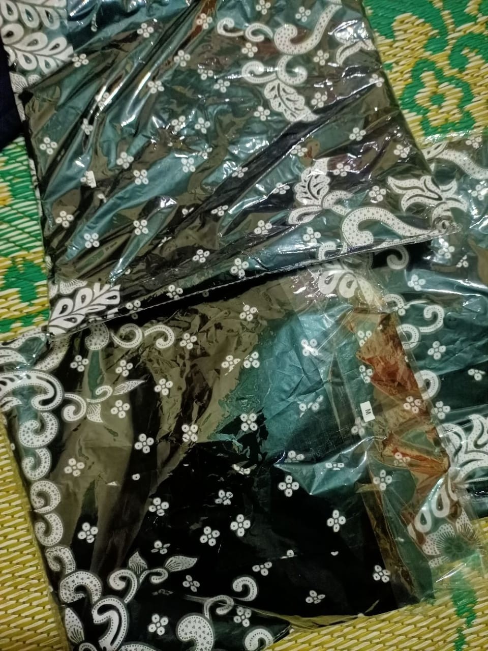 Batik Couple Keluarga Maura Sania Ruffle Ori Ndoro Jowi Dnt