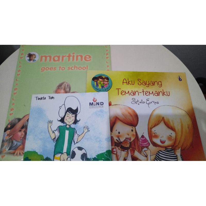 Buku martine, teman, soccer