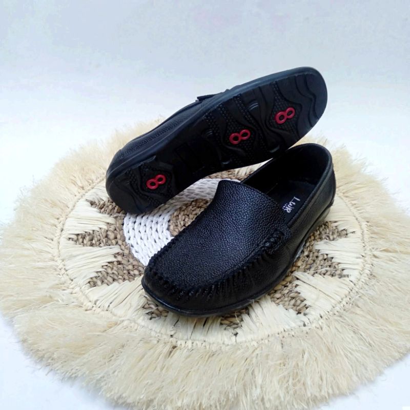 Sepatu Santai Wanita  Kulit Asli Sepatu Kerja Formal Flat 060