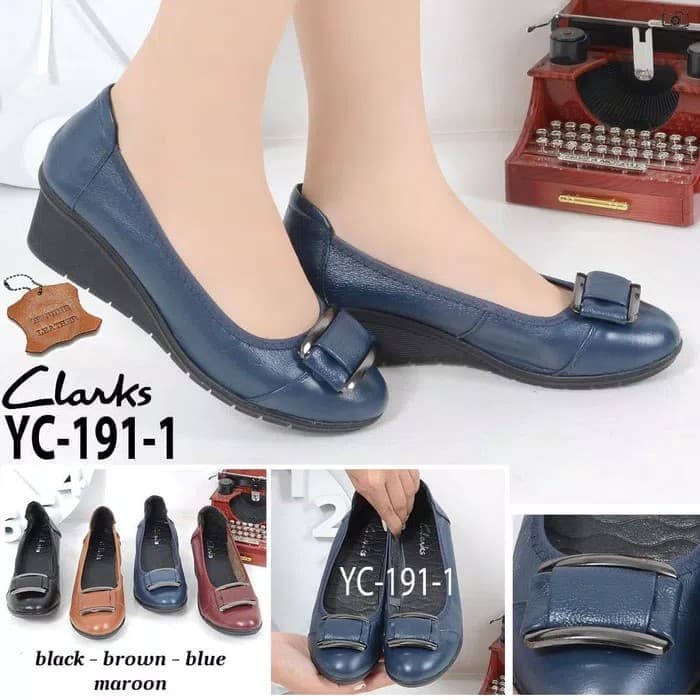 Sepatu Wanita Clarks YC-191-1 Wedges / Sepatu Kerja Wanita