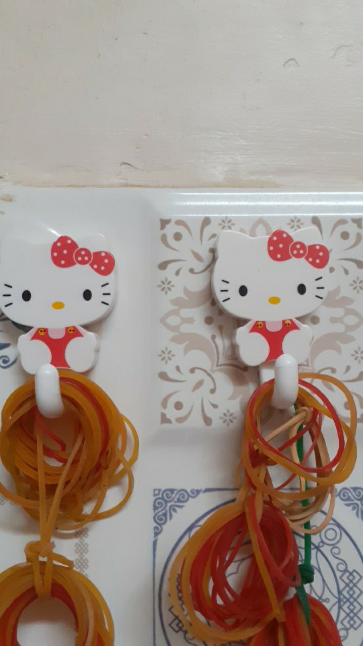 Cantolan Baju Gantungan Celana Hanger Serbaguna Multi Fungsi Karakter Hello Kitty