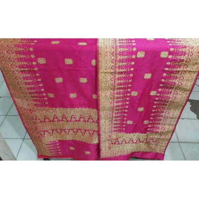 Songket Palembang Tenun Pink