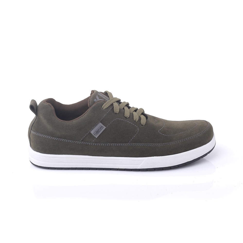 Justrue Sepatu Pria Sneakers Olive Muda Original 100% 316