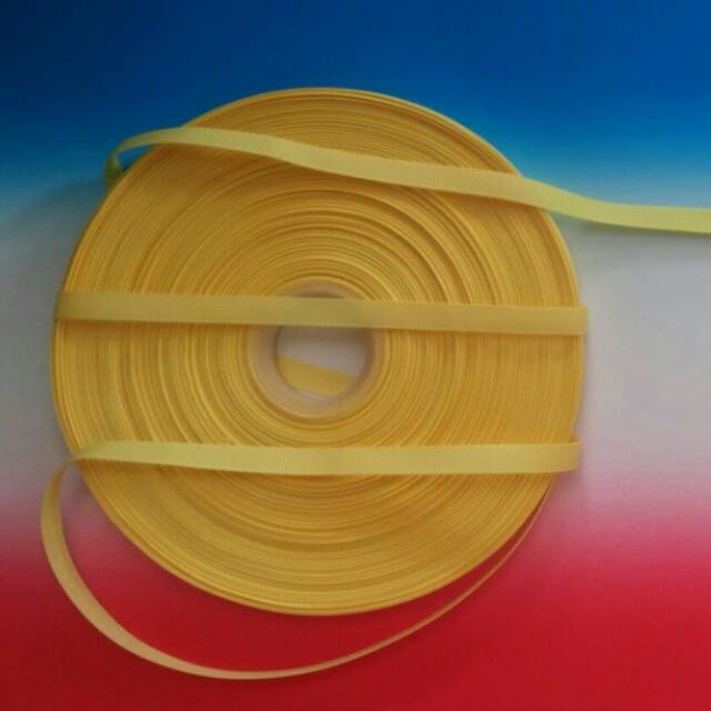 

Pita grosgrain polos 3/8" soft yellow