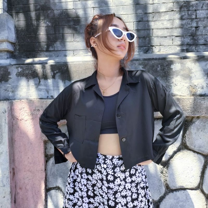 BEFAST - ZEC OOTD Wanita Kemeja GIVE / Monica Crop Shirt / Kemeja crop Lengan panjang / Kemeja kekinian Remaja / Kemeja Bisa Di Jadikan Outer / Kemeja Polos Crop / Kemeja Ala Style Korean