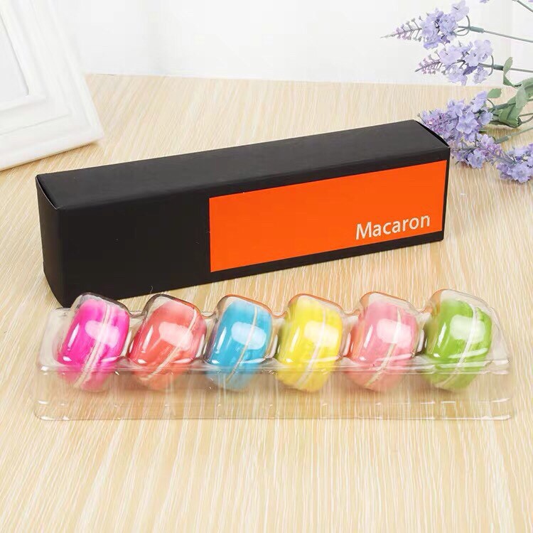 

Kotak Kue Macaroon Orange