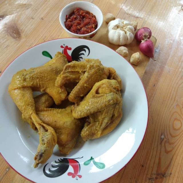 

Ayam Kalasan (Ayam Pejantan) + Sambal + Kriuk
