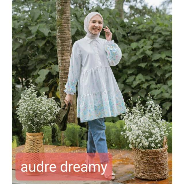 Audre Tunic by HaideeOrlin