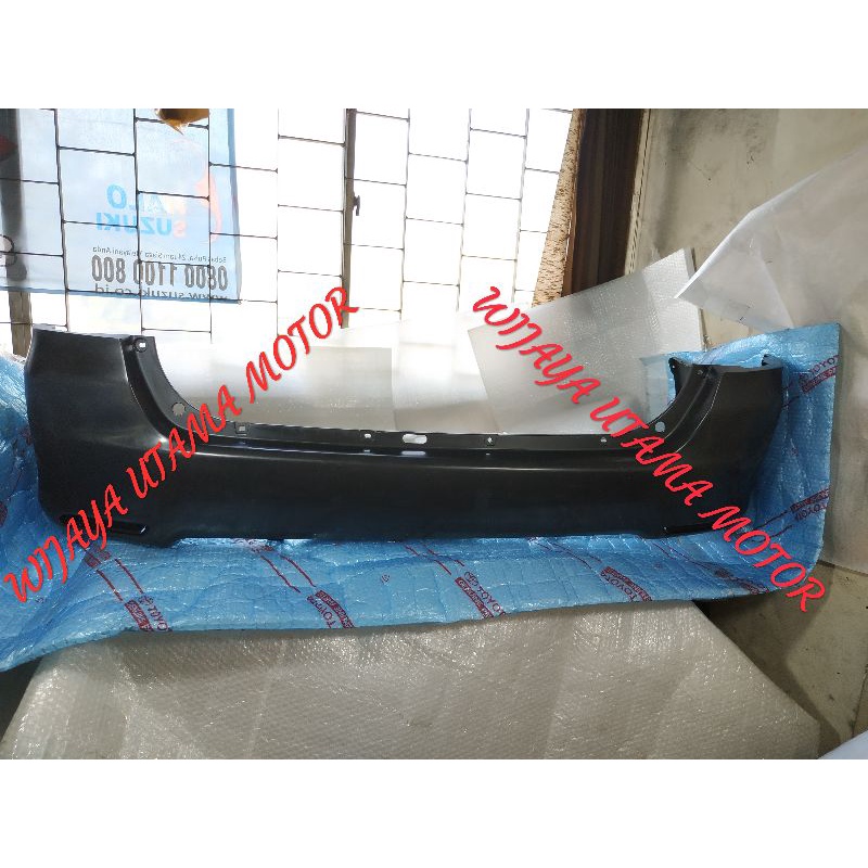 bumper bemper belakang Toyota Innova 2008 - 2012 original toyota