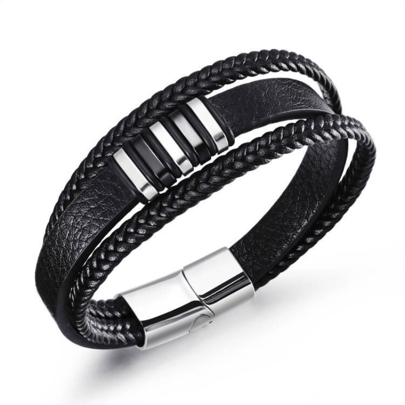 Gelang Multilayer Bahan Kulit Dan Titanium Steel Gaya Vintage Untuk Pria
