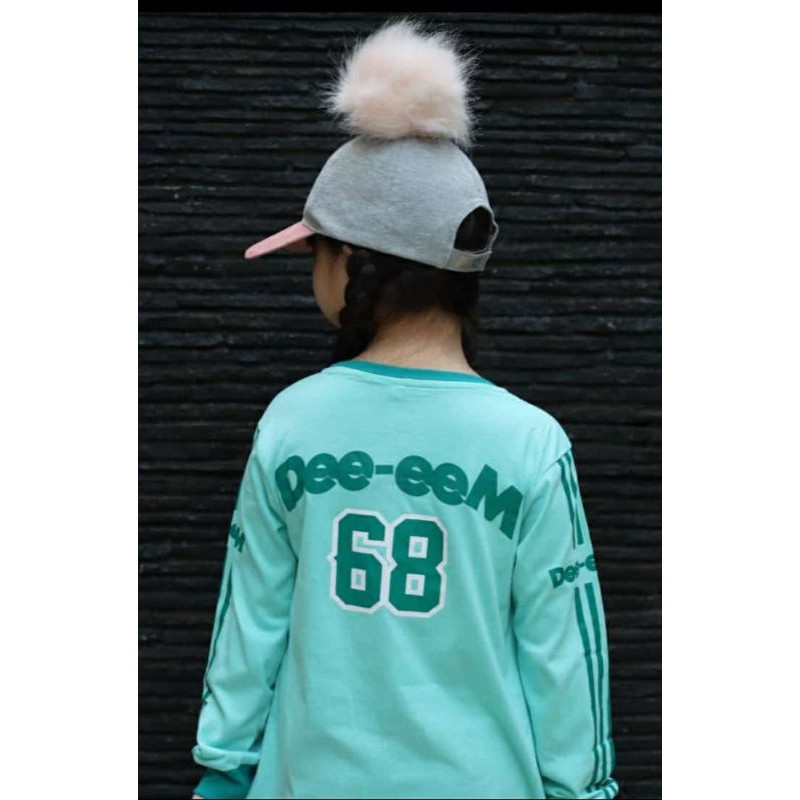 Dee eem tunik anak