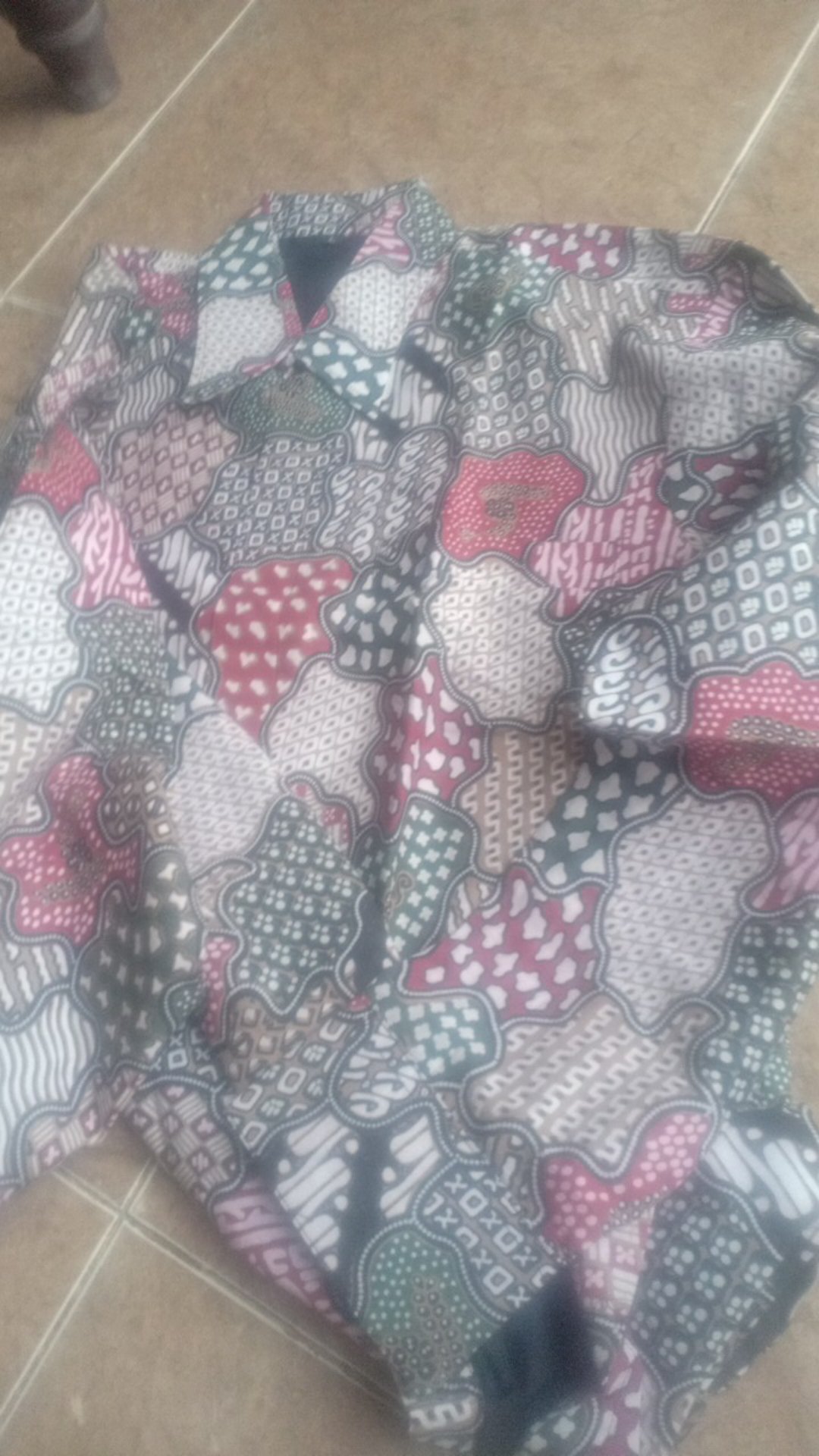 Sekar Jagat Kemeja Batik Pria Lapis Furing Katun Primisima Batik Solo