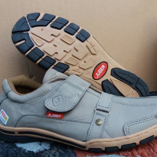 Sepatu casual pria juger kulit asli
