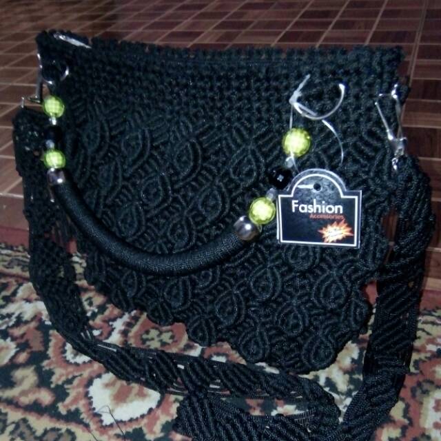 Tas tali kur warna hitam