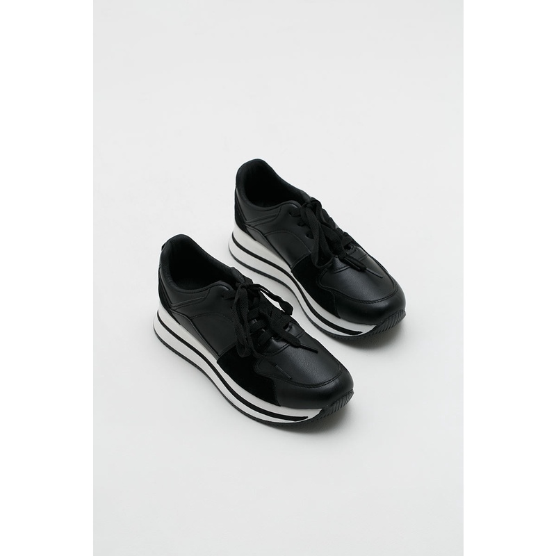 Berrybenka - Sepatu Sneakers Wanita Sully Sneakers Street-2