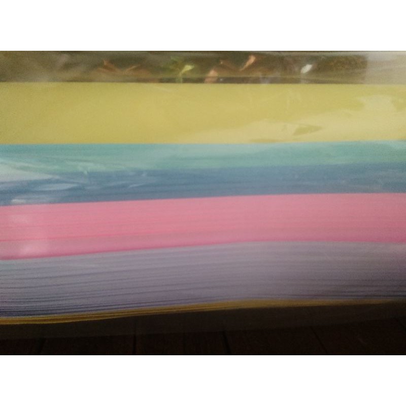 

kertas kartoon warna warni