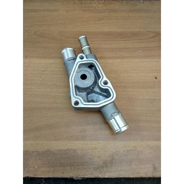 

water outlet huosing F70