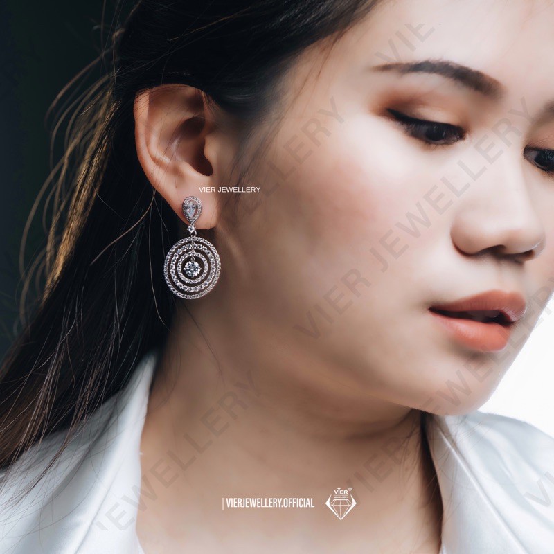 Vier Jewellery Earrings 8789 / Anting Replika Berlian / Anting Fashion Crystal Zirconia