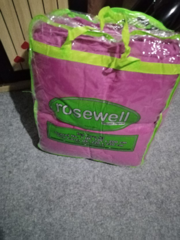 Selimut Bedcover Saja Rosewell Tanpa Sprei Dacron Silikon Tebal Murah