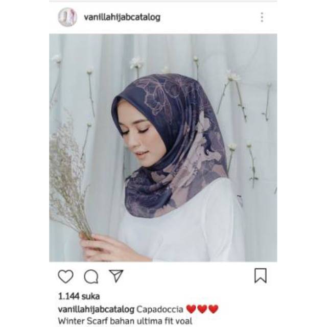 Winter Scraft Vanilla Hijab