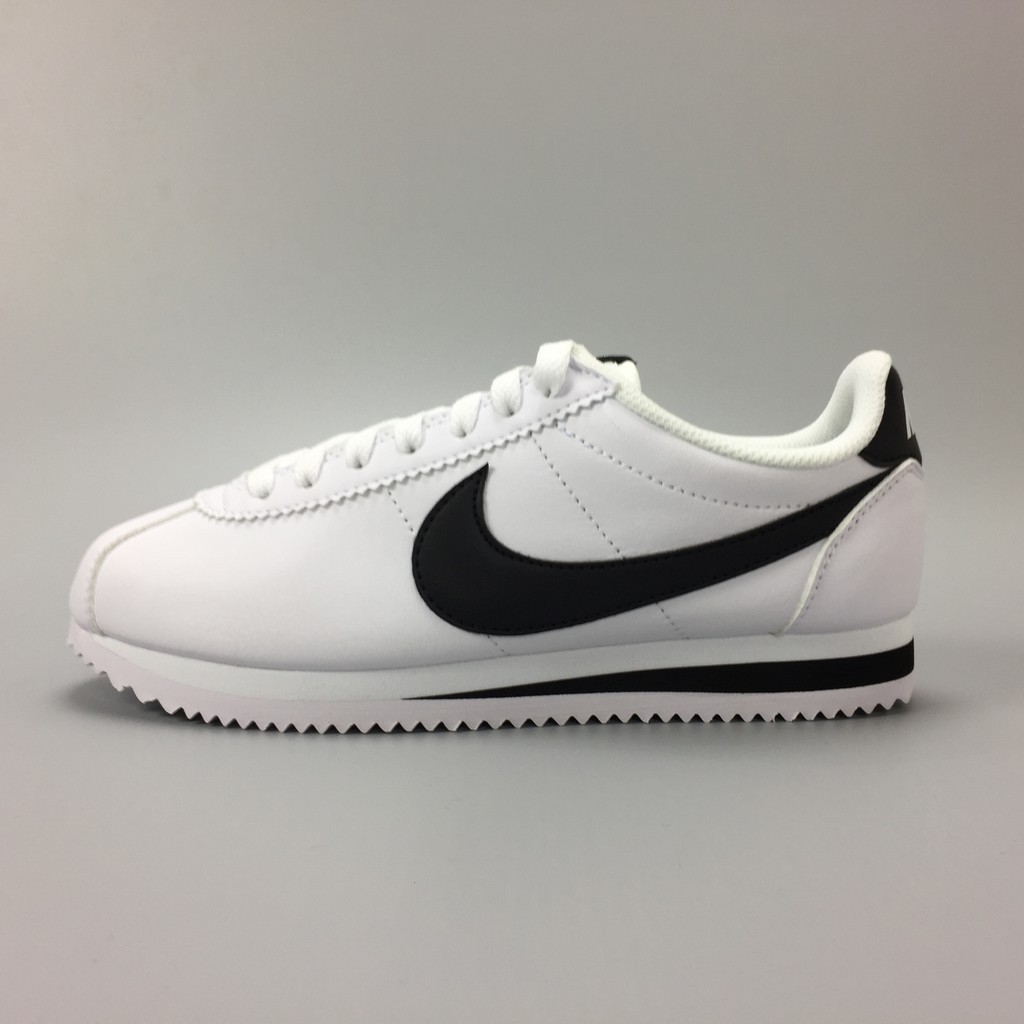 nike classic tennis shoes mens